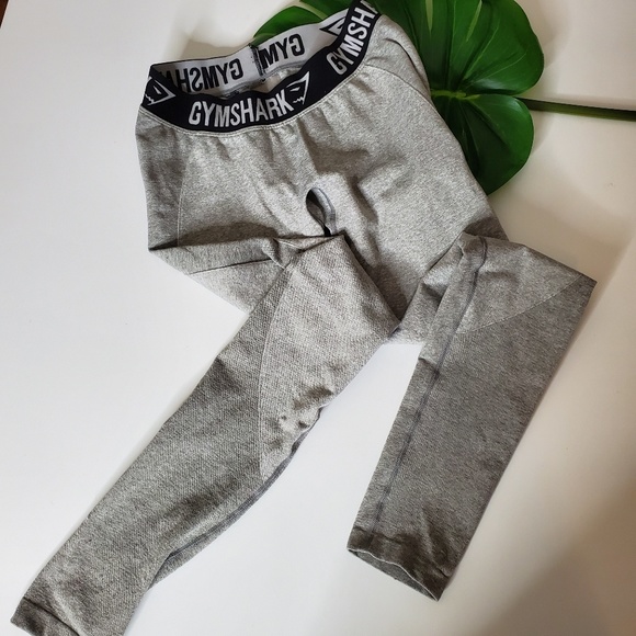 Gymshark Pants - Gym shark grey leggings.